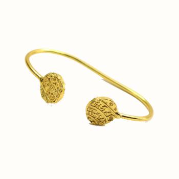 CUFF BRACELET 